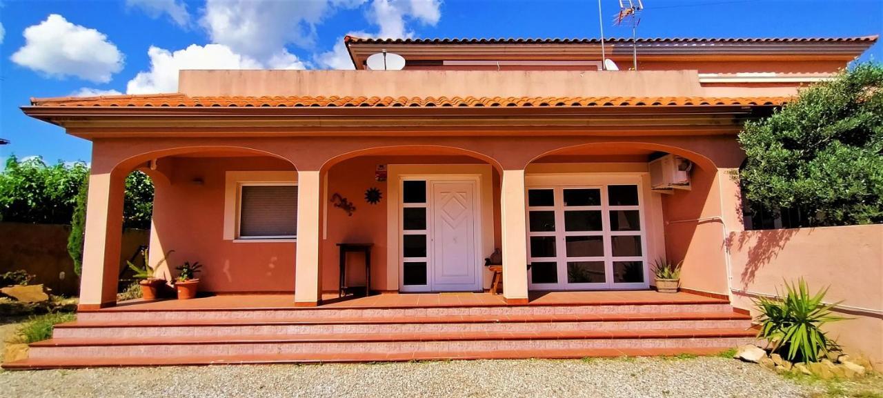 Villa Du Lac Speciale Pour Famille Avec Enfant Riudecanyes Ngoại thất bức ảnh